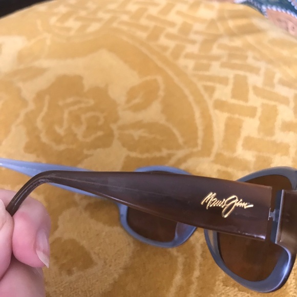 MAUI JIM
NALANI Sunglasses
MJ03T - Picture 8 of 12